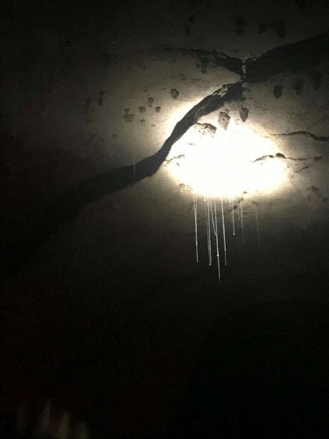 懷托摩螢火蟲洞