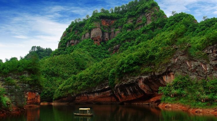 4-Day Hongcun Village+Huizhou Ancient Town+Qiyunshan Mountain Ecological And Cultural Tourism Zone+Xixinan Ancient Village