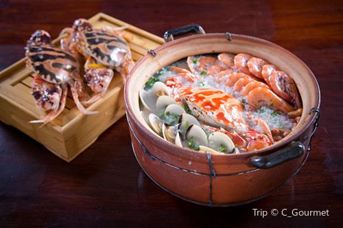 Food Street China Hotel Reviews Food Drinks In - 