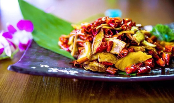 入迷餐吧·纳西庭院云南菜餐厅图片