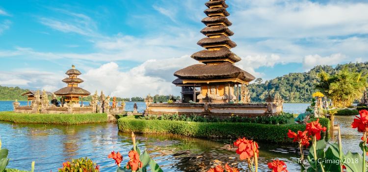 Pura Ulun Danu Bratan Travel Guidebook Must Visit Attractions In