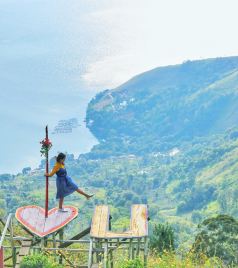 苏门答腊游记图文-小众秘境苏门答腊，情迷世界最大火山湖，探访原始土著村落，品尝全球排名第一美食
