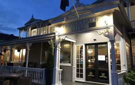 Duke's Bar & Restaurant