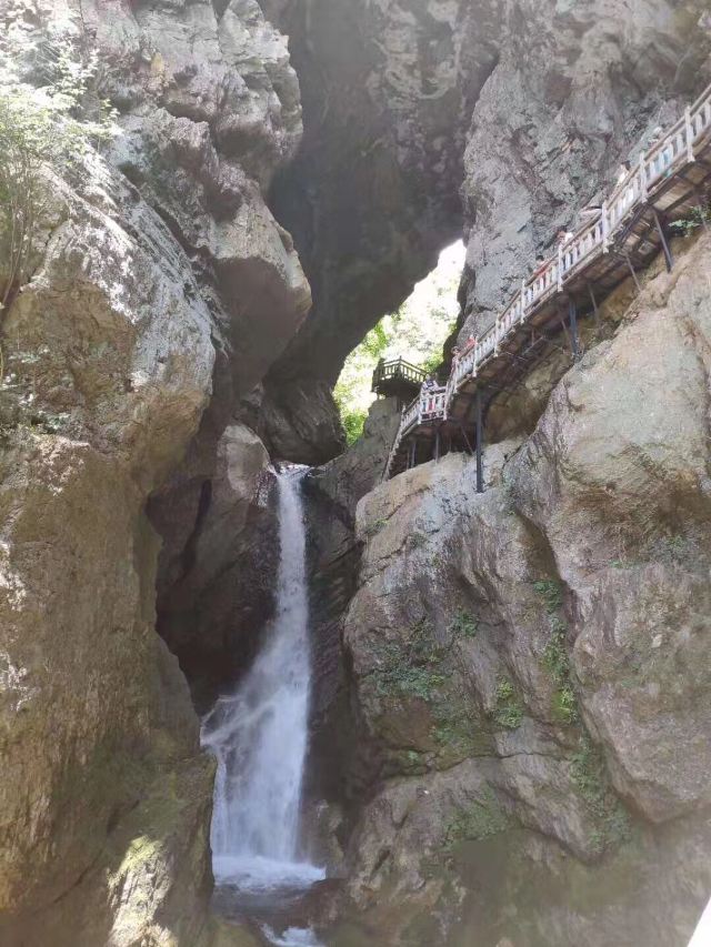 龙门河国家森林公园神龙洞景区旅行图片 3