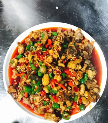 一家人饭店驴肉馆