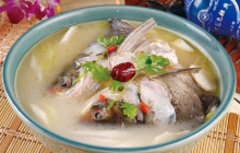 鱼头火锅