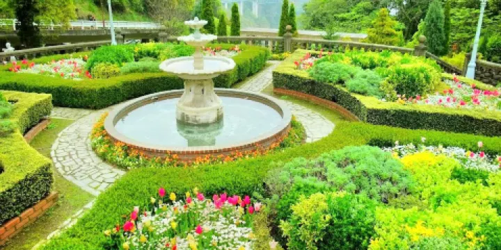 静冈赤尾香草與玫瑰園