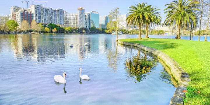 伊歐拉湖邊公園