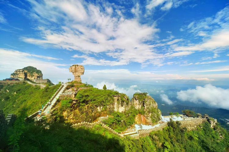 轿顶山风景区