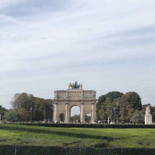 Louvre Museum