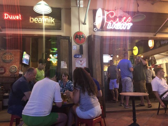Beatnik Bar