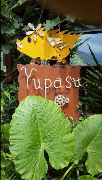 游芭丝邹族风味餐厅