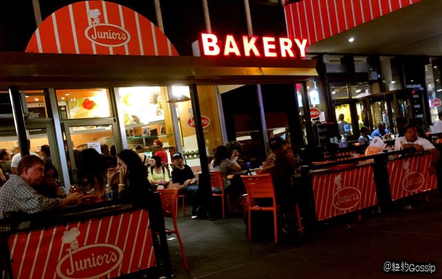 Junior's Restaurant (45th Street NYC)