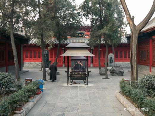 卧龙禅寺