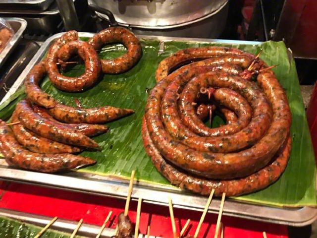 Saturday Night Market Walking Street