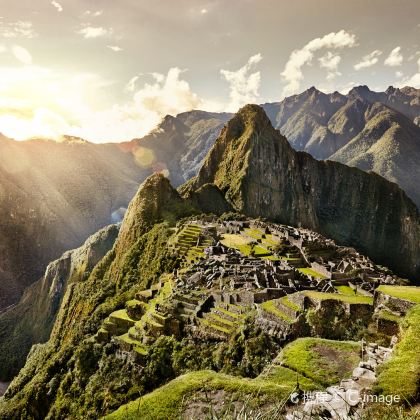 秘鲁+马丘比丘+的的喀喀湖+乌鲁班巴河+圣谷11日10晚跟团游
