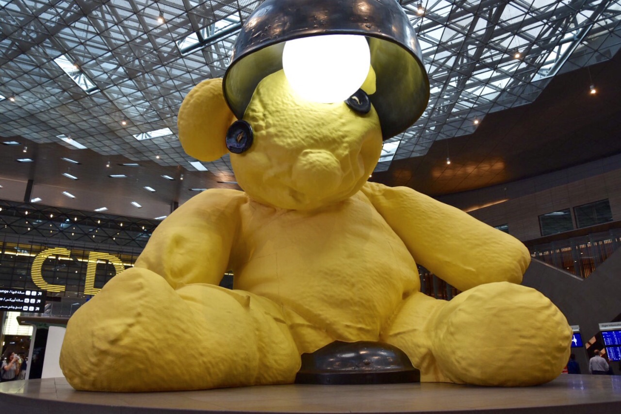 卡塔尔 多哈机场 世界上最大的公仔熊