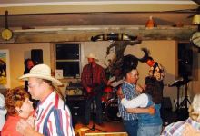 Stampede Saloon And Eatery美食图片
