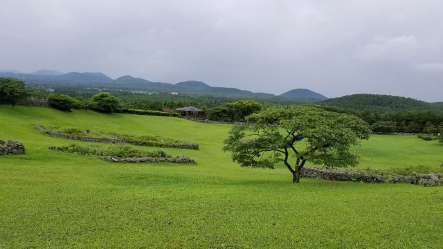 Sangumburi Crater