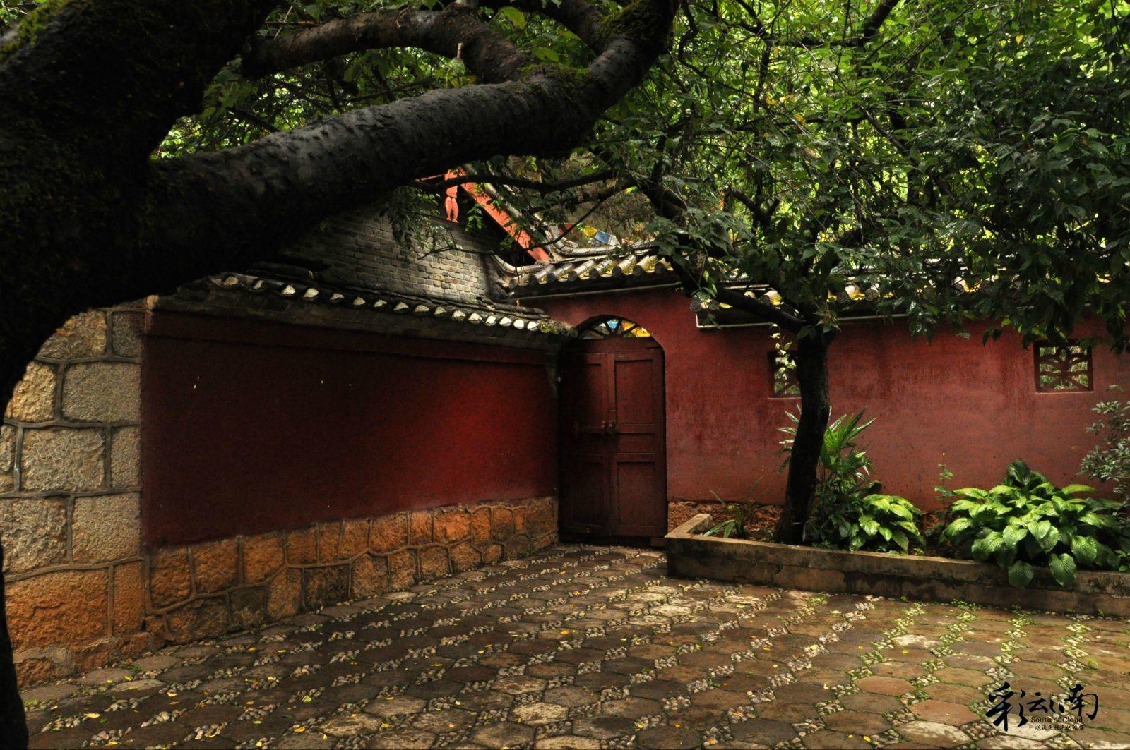 束河古镇的龙泉寺（三圣宫）