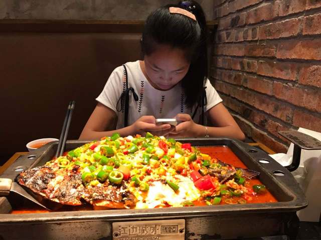 江边城外烤全鱼(上地店)