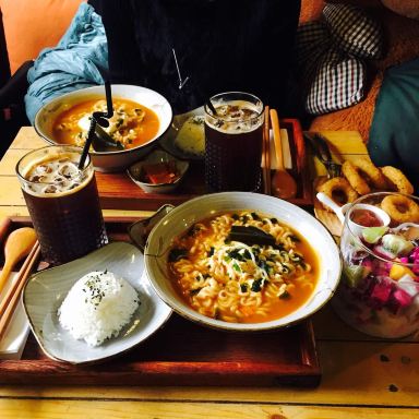 Daxiongshushude Coffee Shop