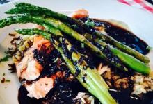 Oyster Creek Restaurant and Boat Bar美食图片