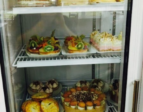 Harefield Coffee Barn餐厅图片