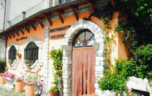 Ristorante Pizzeria Tana Dell'Orso餐厅图片