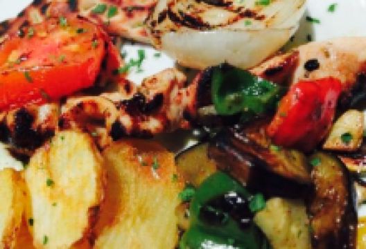 Olive Garden Roof Bar & restaurant美食图片