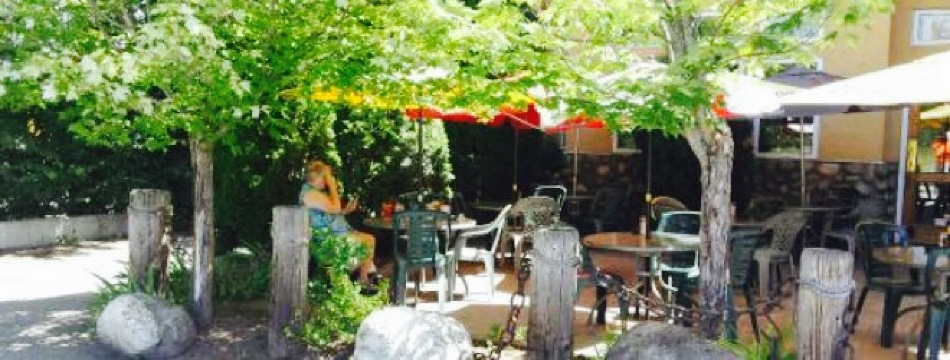 Anchor inn Armstrong bc