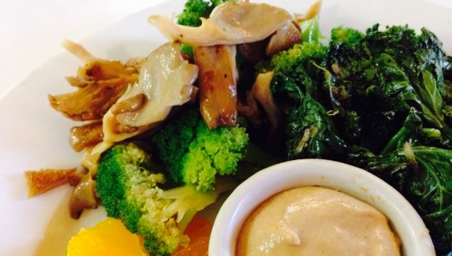 Green Leaf Vegetarian & Vegan Restaurant餐厅图片