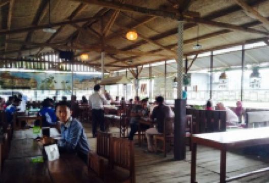 Warung Bebek Kerto美食图片