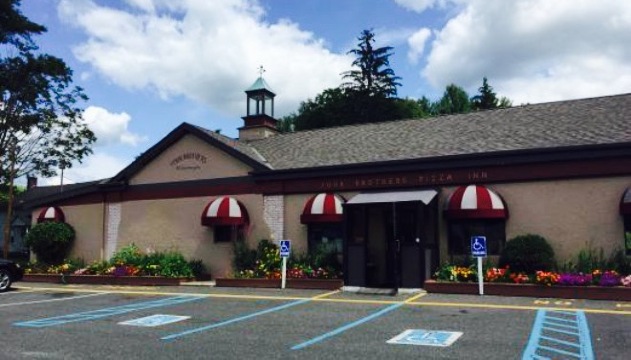 Four Brothers餐厅图片