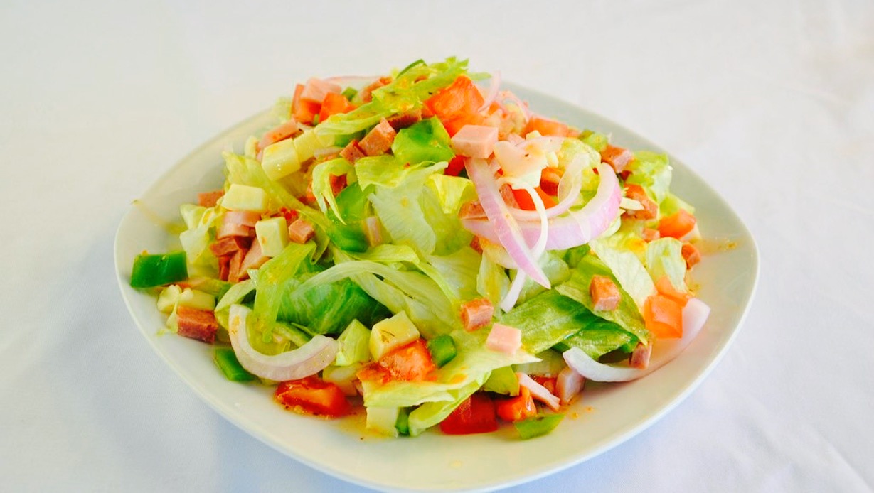 Van Goes Pizza & Chicken