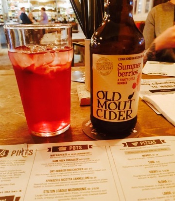 Queen's Head餐厅图片