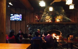 Red Tail Bar & Grill