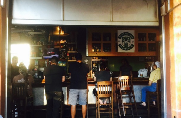 Universal Joint餐厅图片