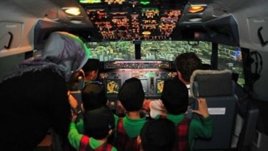 Flight Experience Singapore