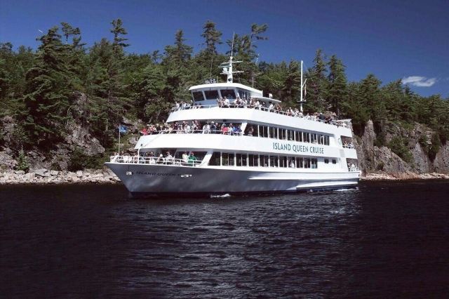Island Queen Cruises