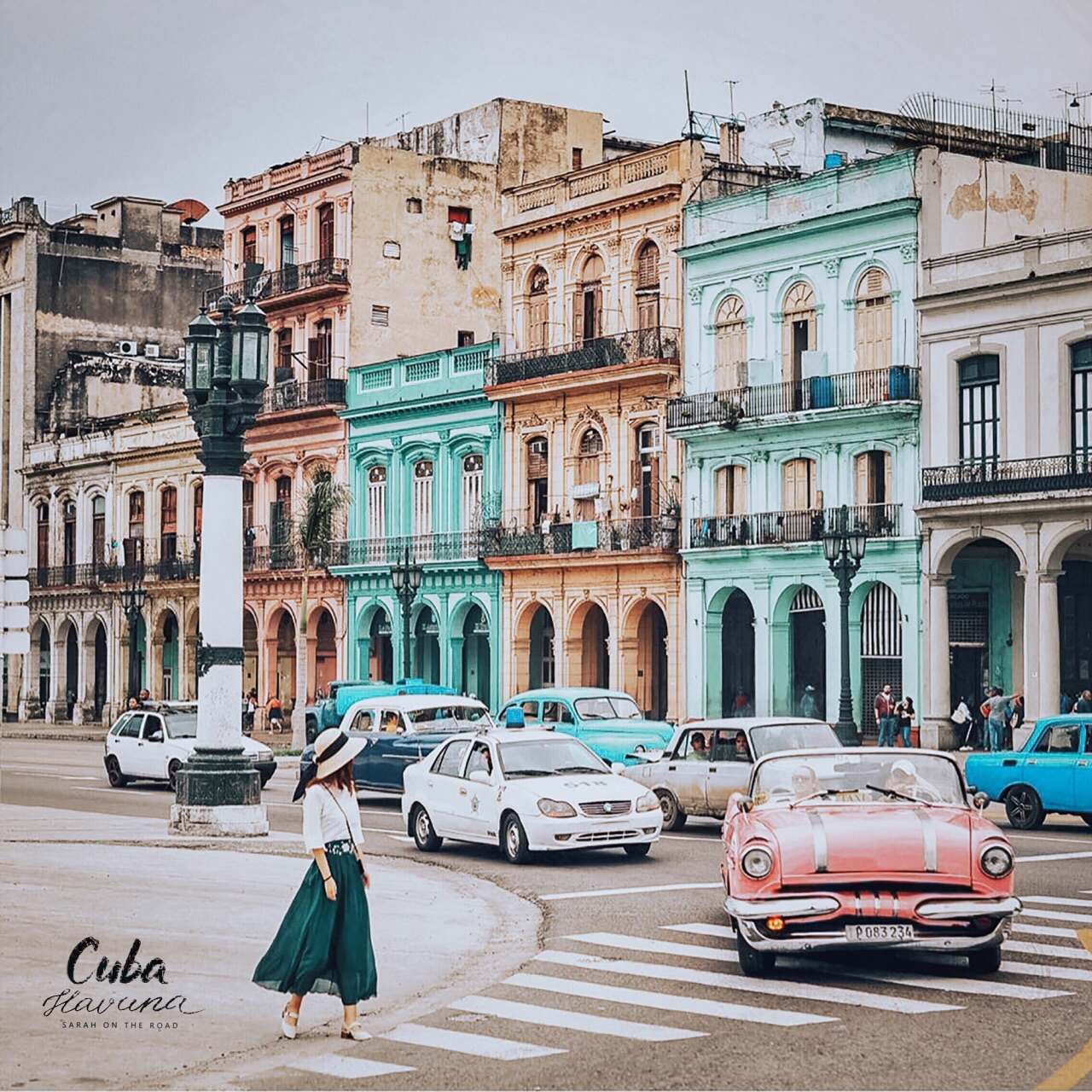古巴哈瓦那，满街的复古老爷车与你擦肩而过