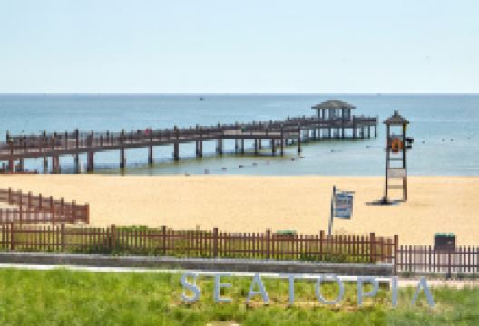 蓝色海岸休闲海滩景点图片