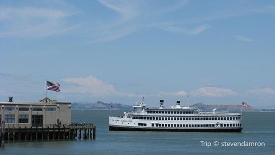 Hornblower Cruises & Events