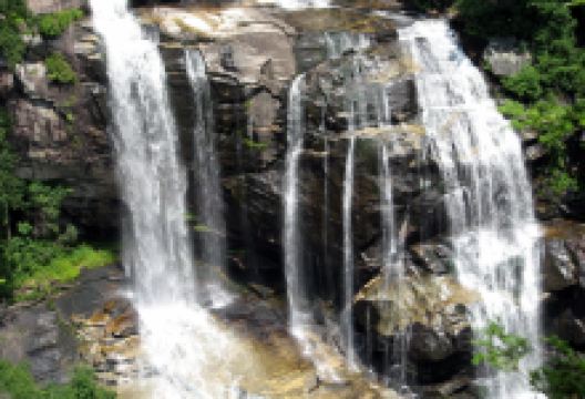 Whitewater Falls景点图片