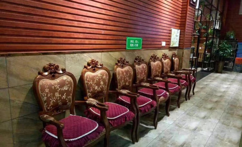 一家亲鲜虾坊(鹿邑店)餐厅图片