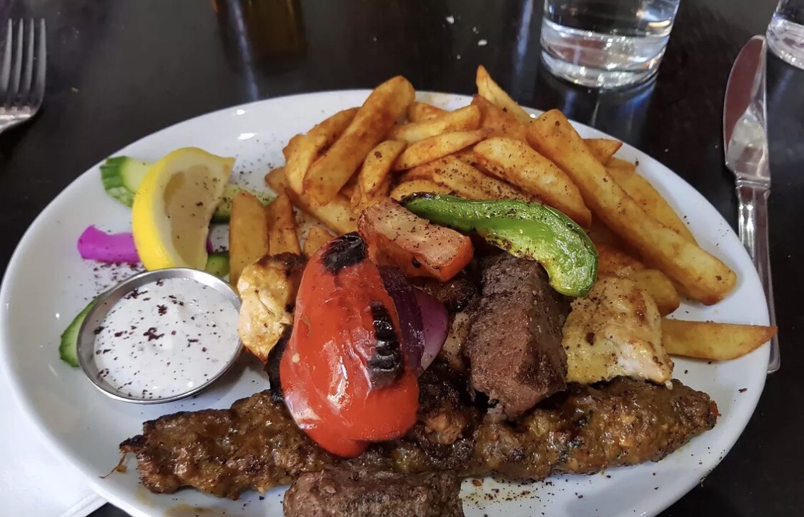 The Woolly Sheep Inn餐厅图片