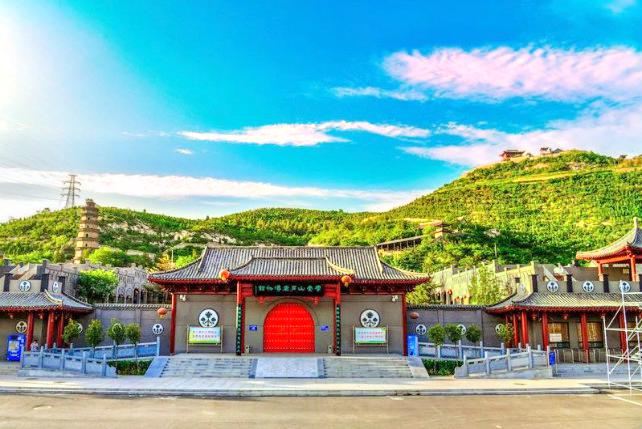 南响堂景区 · 邯郸市 · AAAA级景点