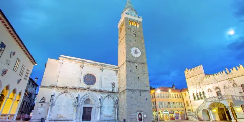 科佩爾大教堂和鐘樓