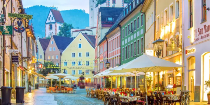 Reichenstraβe大街和城市噴泉