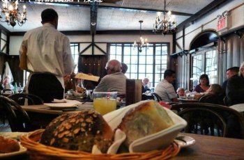 Peter Luger Steak House(Brooklyn)